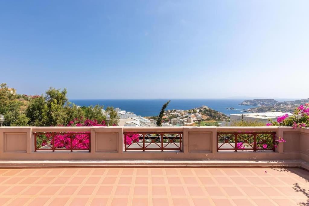 Modern Villas With Gardens And Stunning Views Ligaria  Eksteriør bilde
