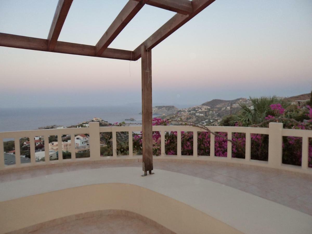 Modern Villas With Gardens And Stunning Views Ligaria  Eksteriør bilde